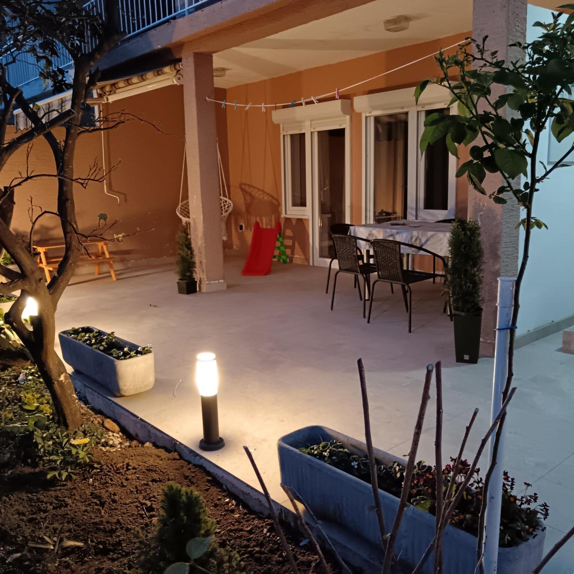 Apartments Lana スタリグラード 部屋 写真